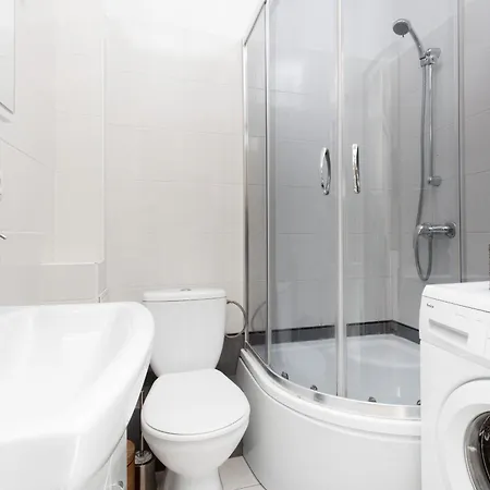 City Center Studio In By Renters ワルシャワ